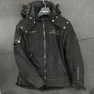 Motorcycle jacket winter. Padded shoulders,elbows and back protection.Waterproof